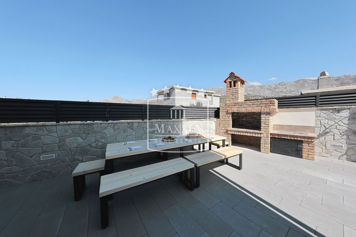 Casa Seline, Starigrad, 377m2