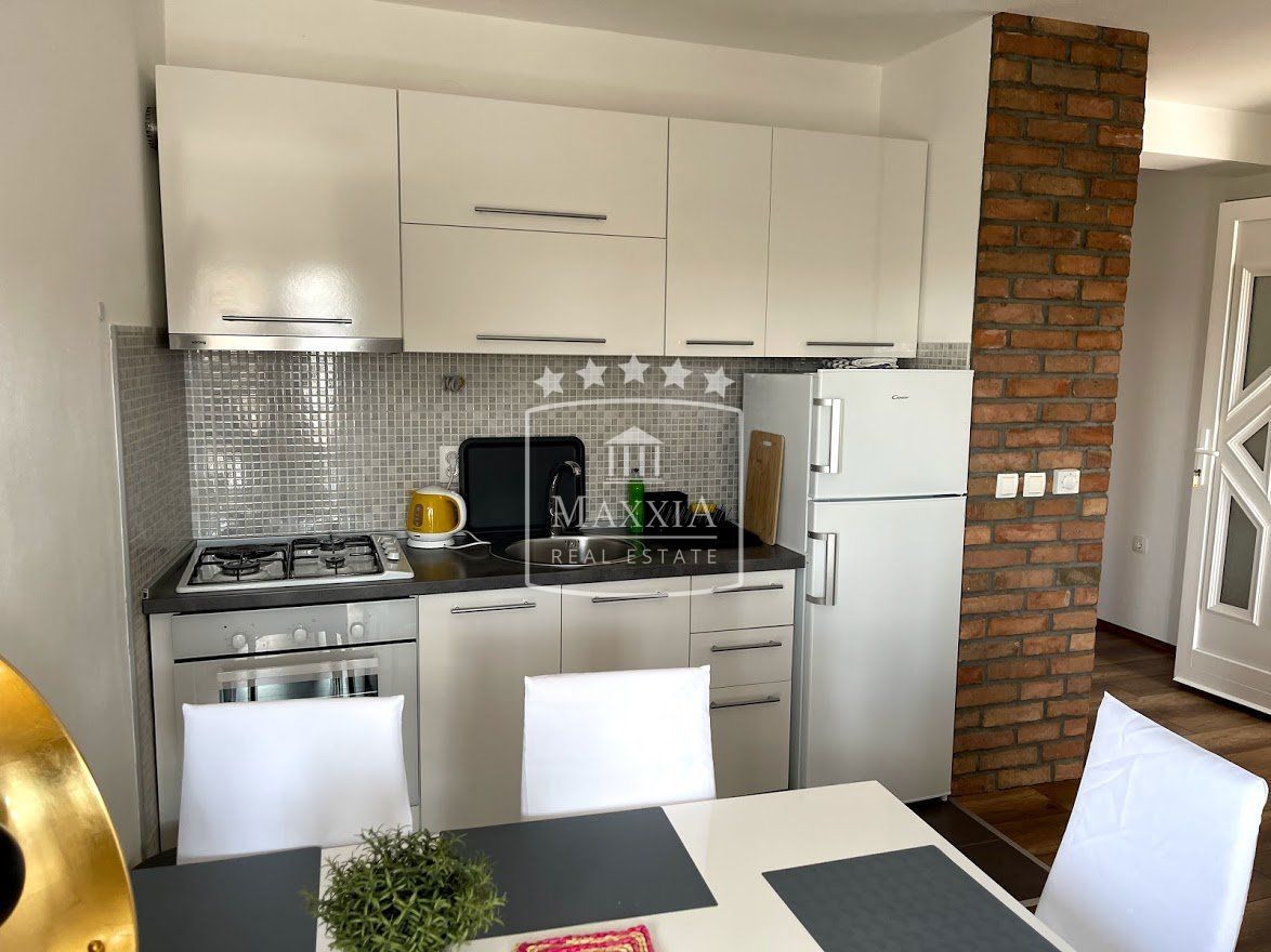 Casa Seline, Starigrad, 377m2