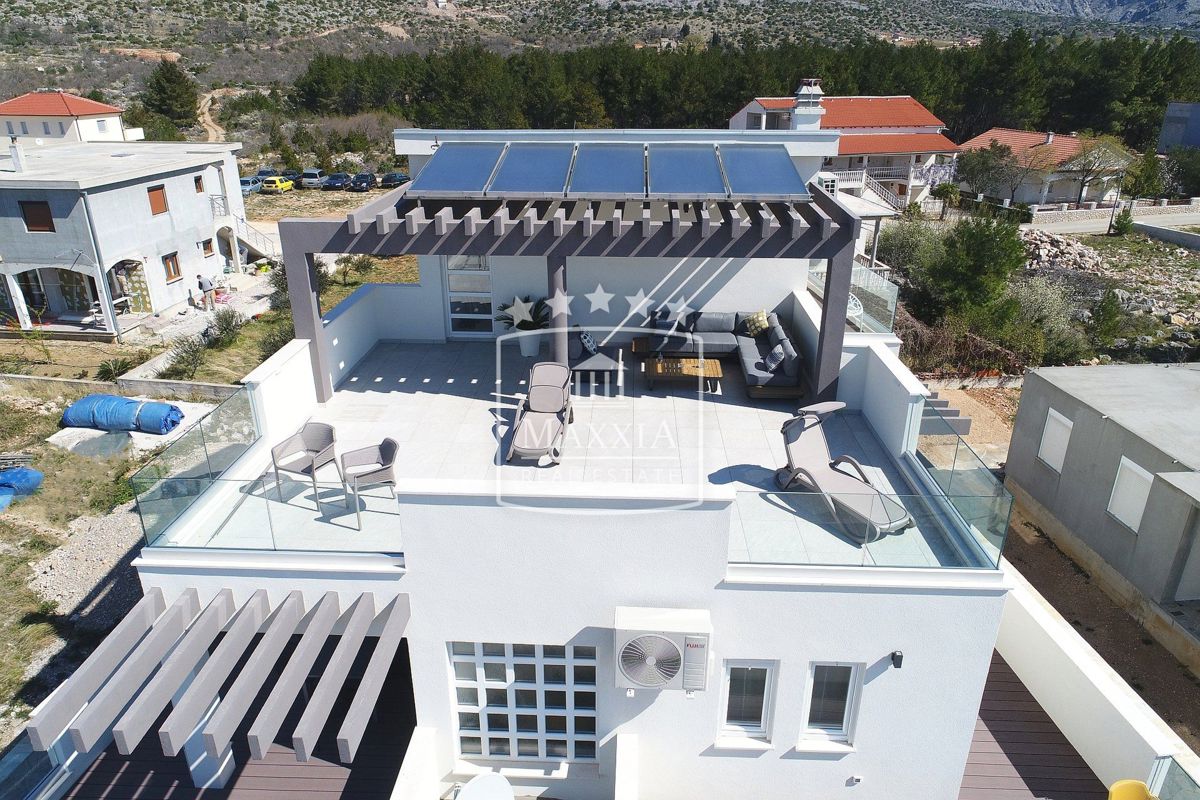 Casa Seline, Starigrad, 377m2