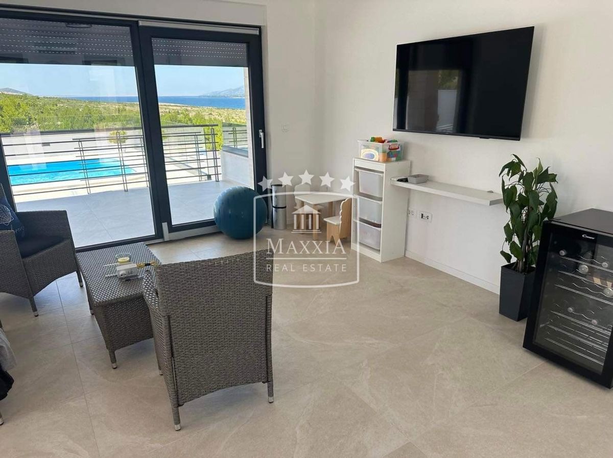 Casa Rovanjska, Jasenice, 268m2