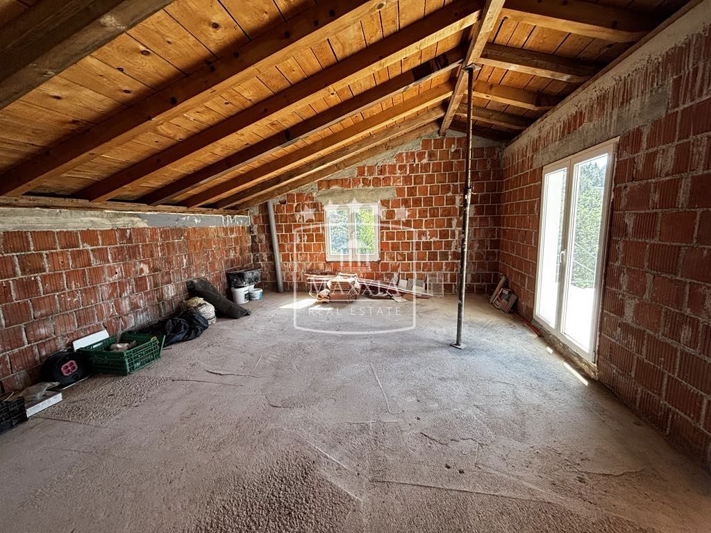 Casa Starigrad, 228m2