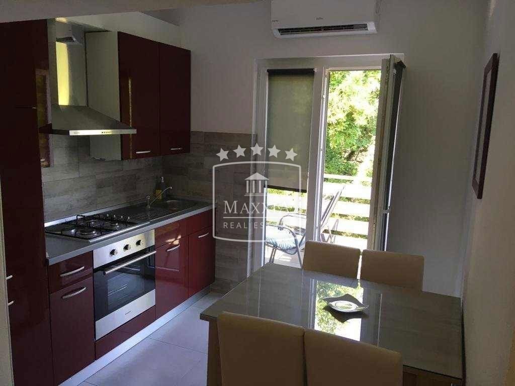 Casa Tribanj, Starigrad, 428,17m2