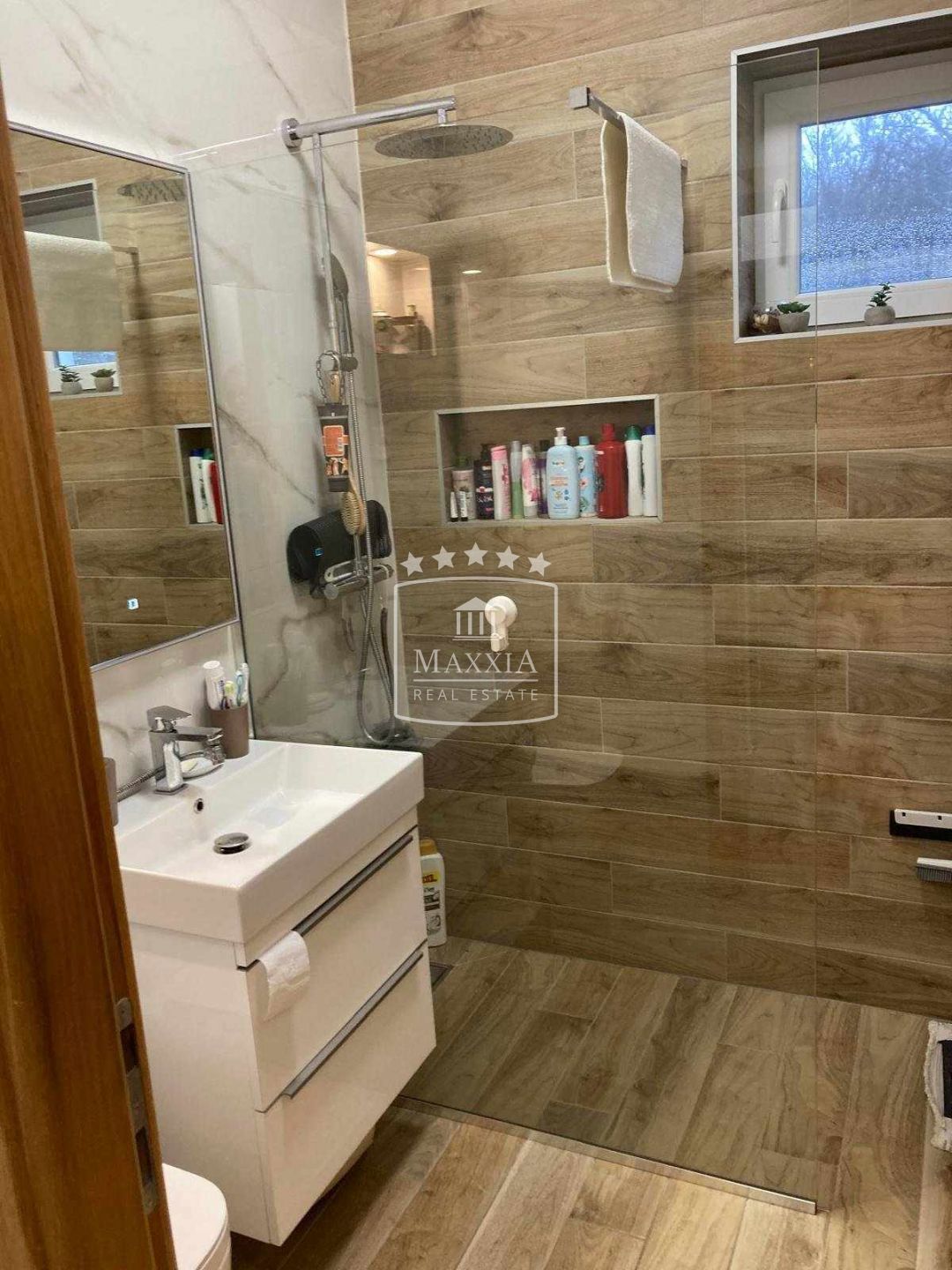 Casa Tribanj, Starigrad, 428,17m2