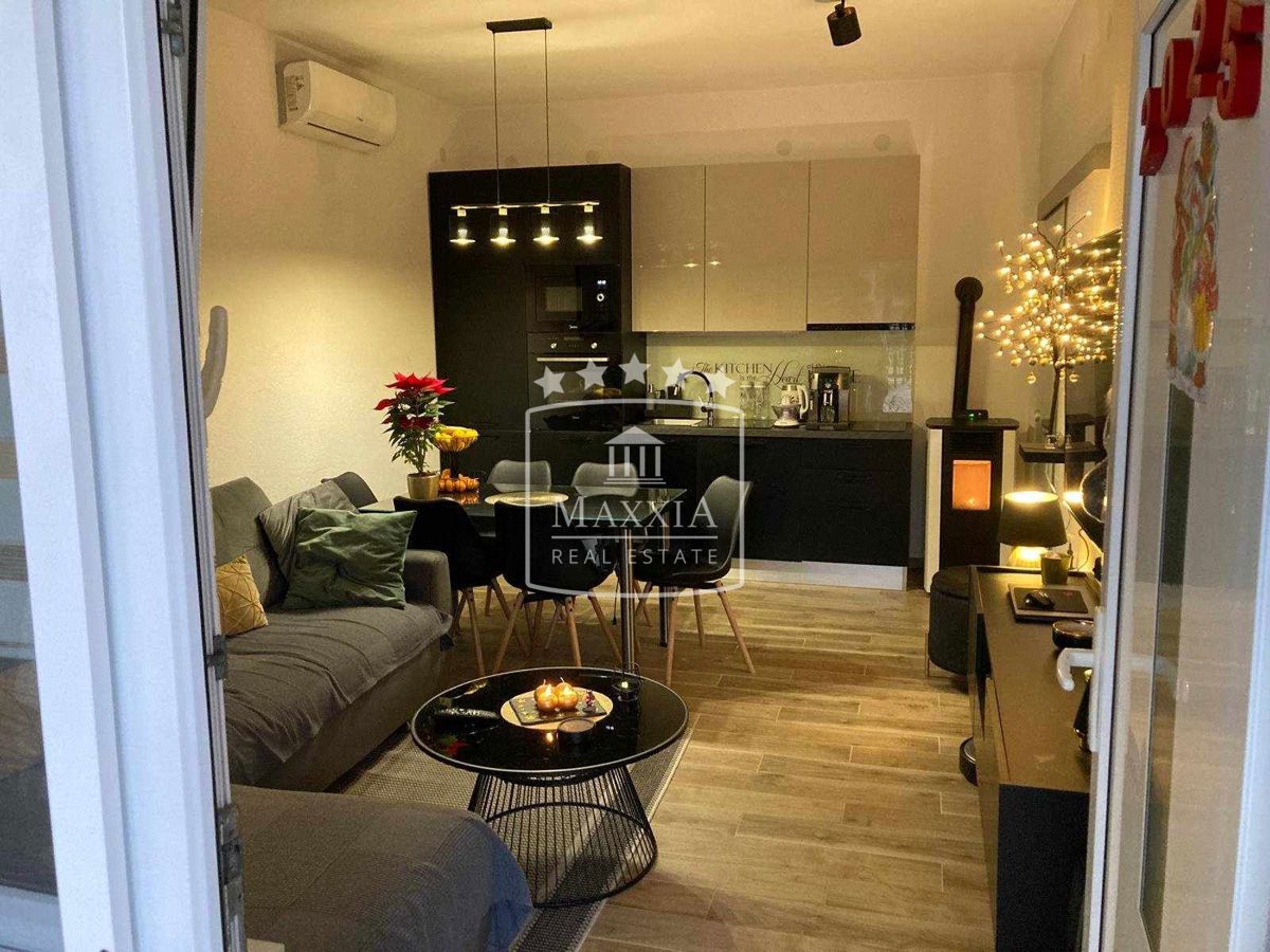 Casa Tribanj, Starigrad, 428,17m2