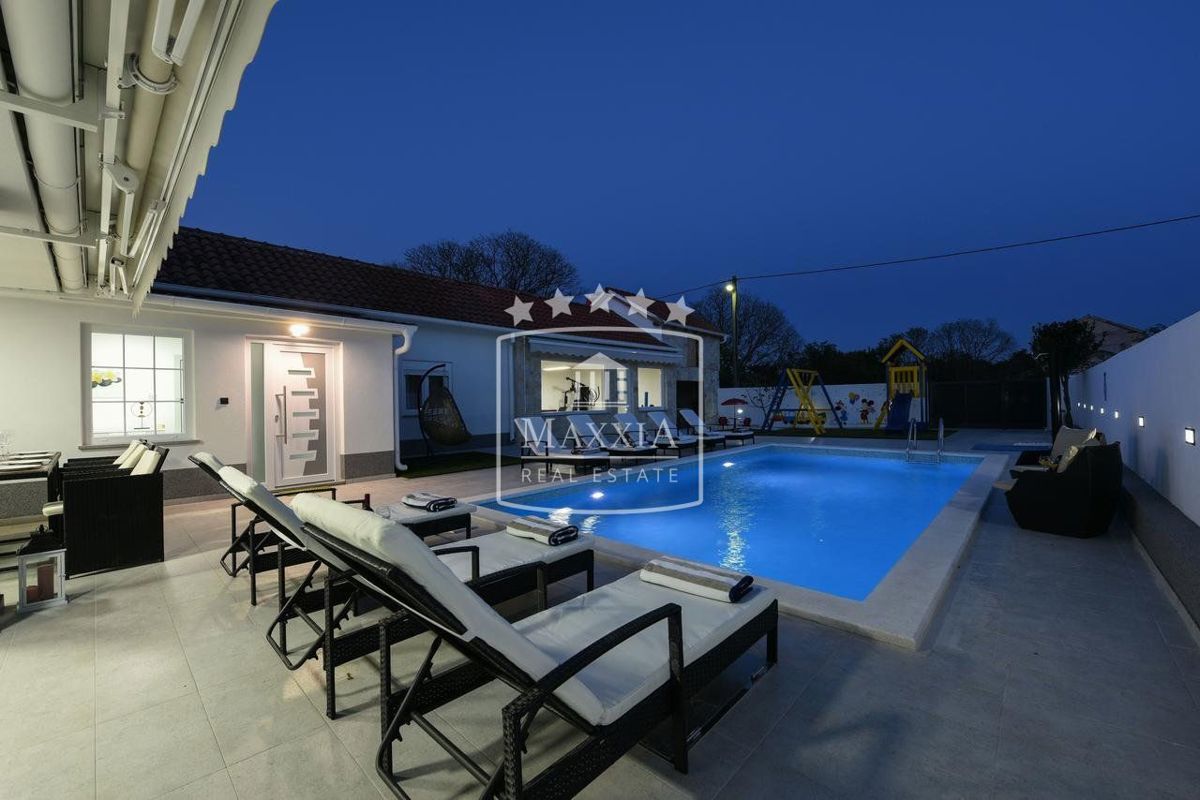 Casa Crno, Zadar, 176m2