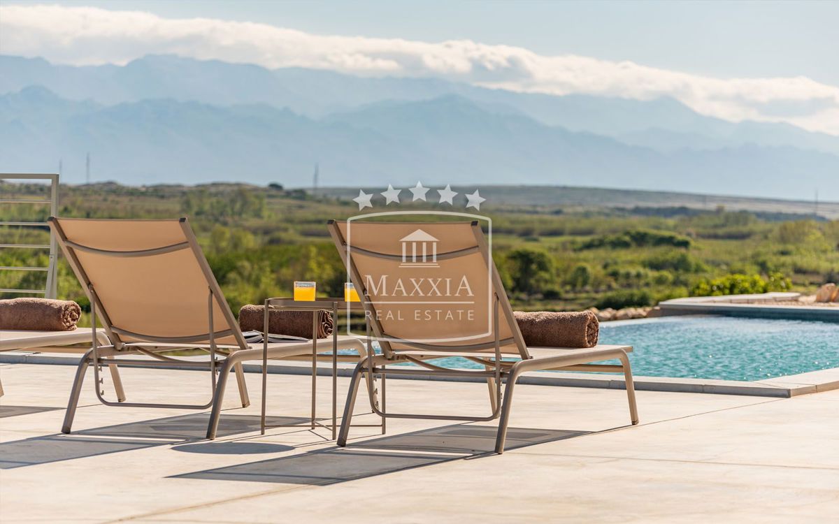 Casa Povljana, 400m2