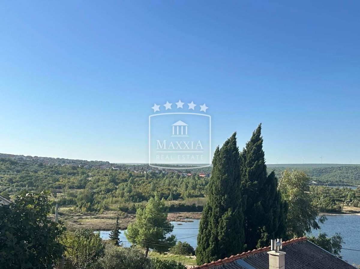 Casa Kruševo, Obrovac, 150m2