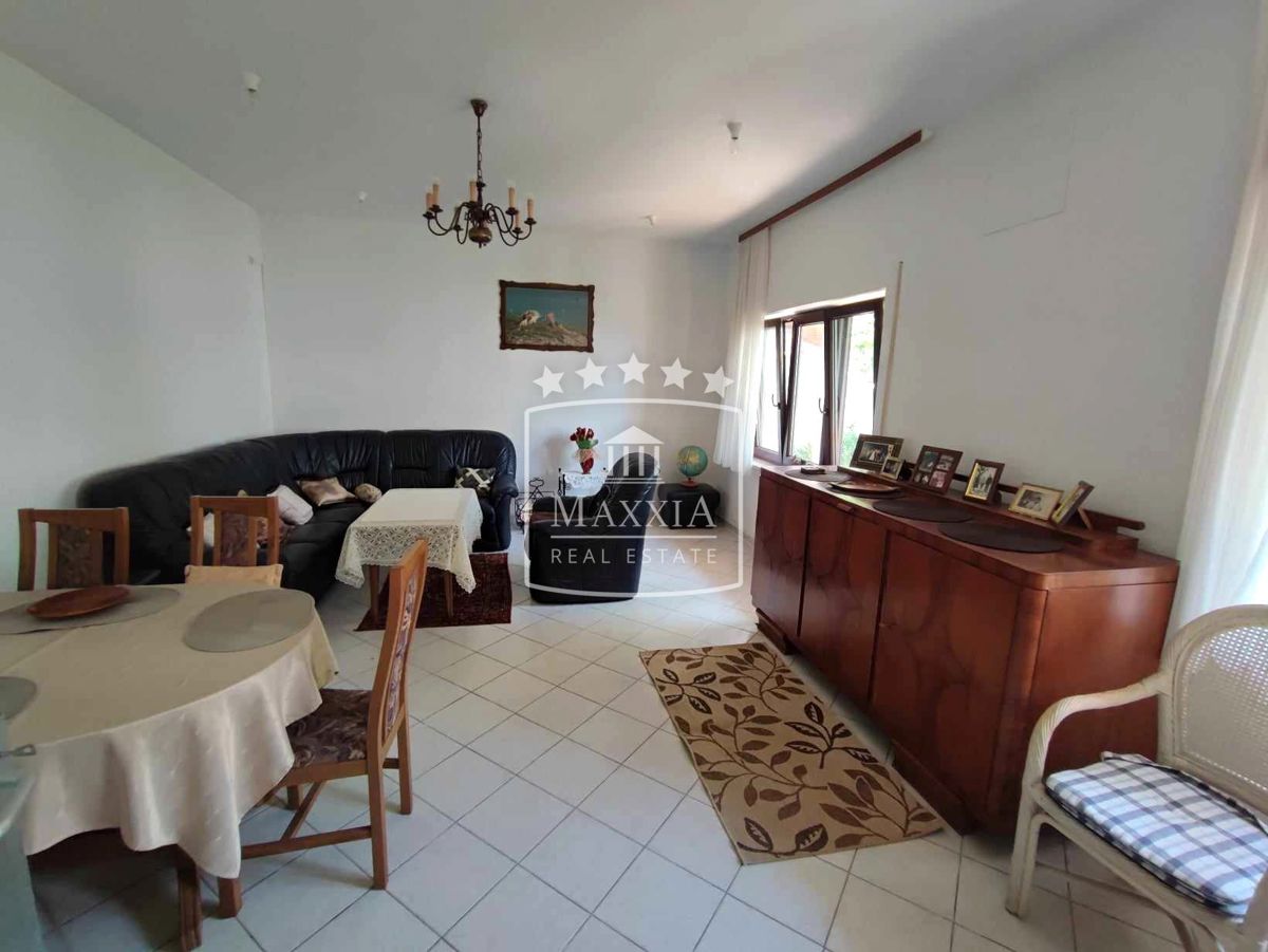 Casa Starigrad, 445,80m2