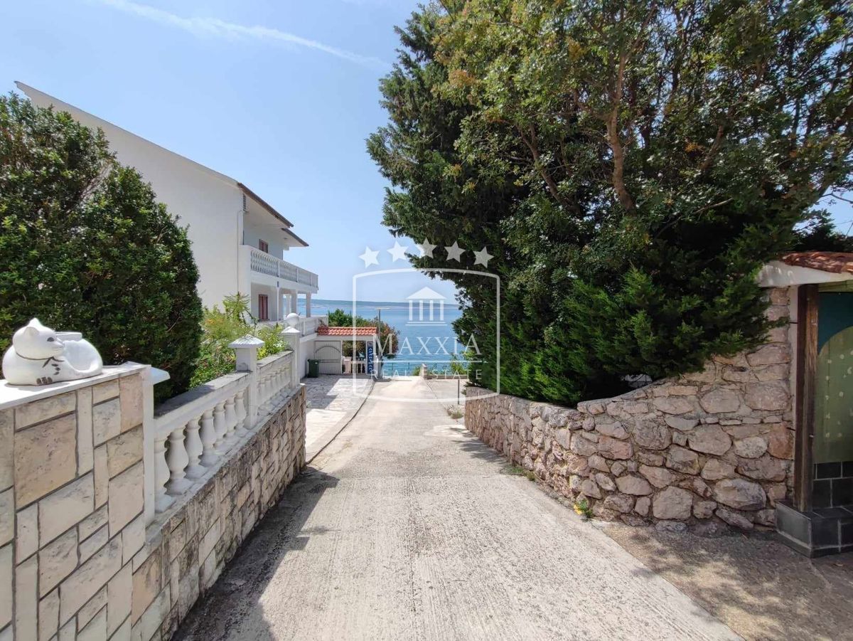 Casa Starigrad, 445,80m2