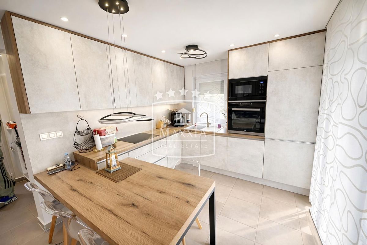 Casa Starigrad, 122m2