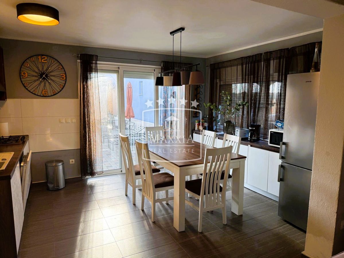 Casa Privlaka, 195 m2