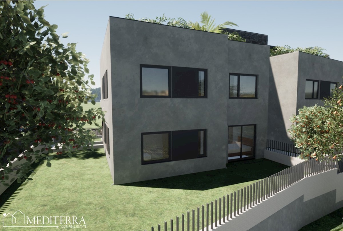 Appartamento con terrazza sul tetto e vista mare, Parenzo, Istria