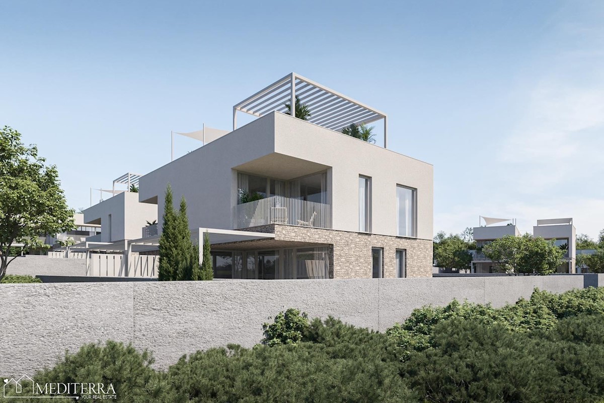 Appartamento di 80m2 al piano terra in un'ottima posizione vicino a Cittanova, in Istria