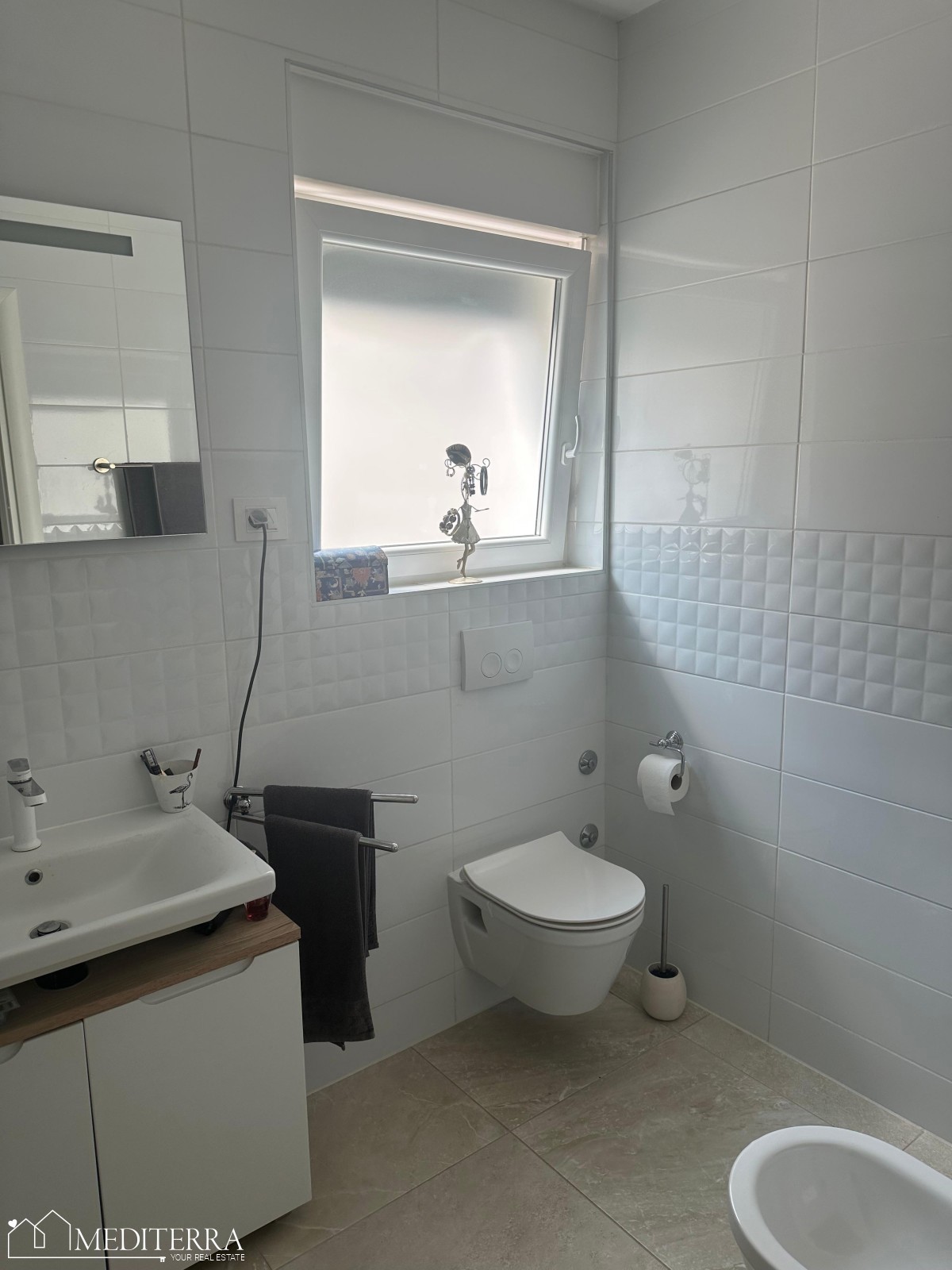 Casa in posizione privilegiata con vista mare e due camere da letto, Cittanova, Istria