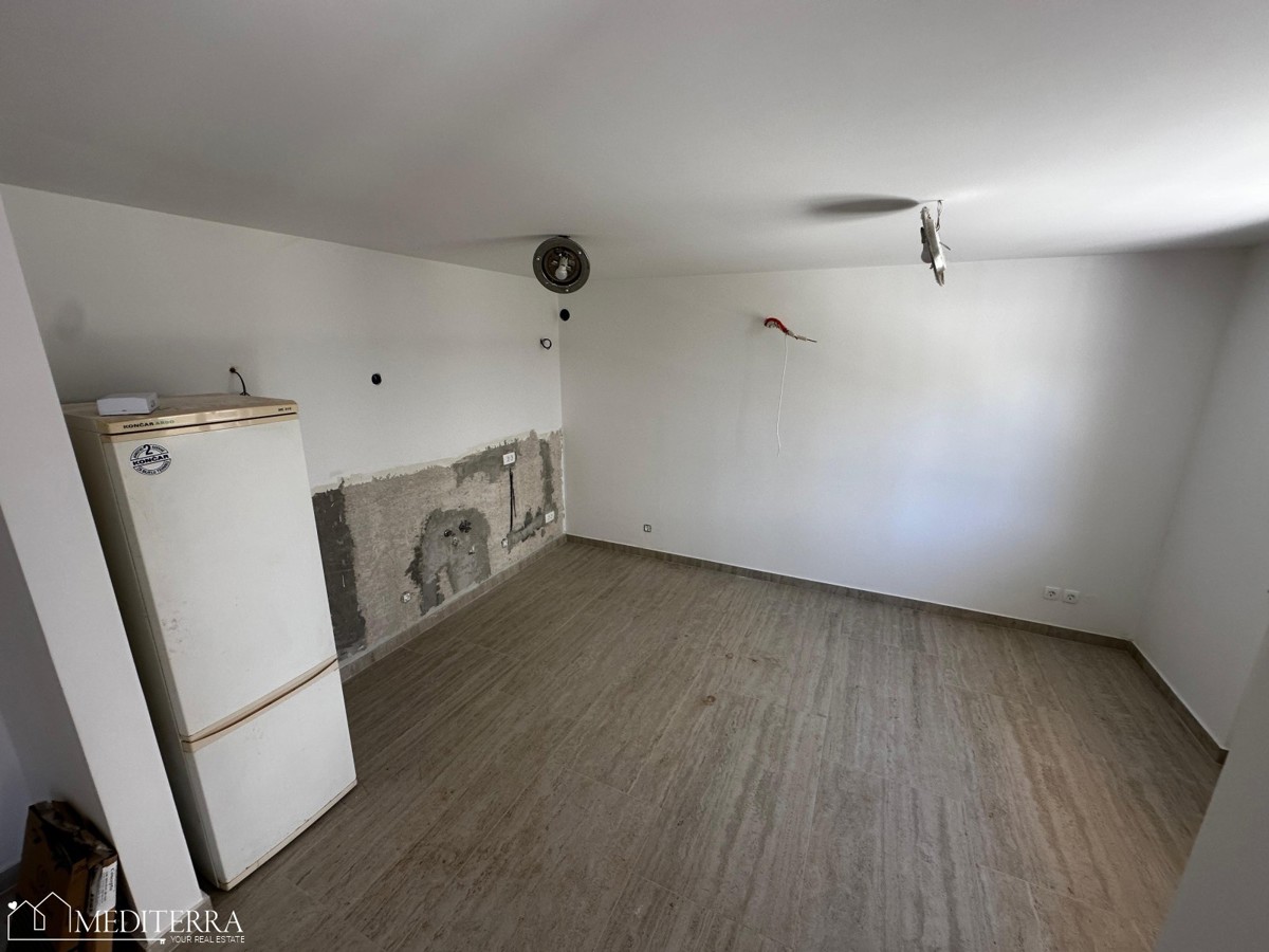 Appartamento al piano terra in posizione tranquilla, Cittanova, Istria