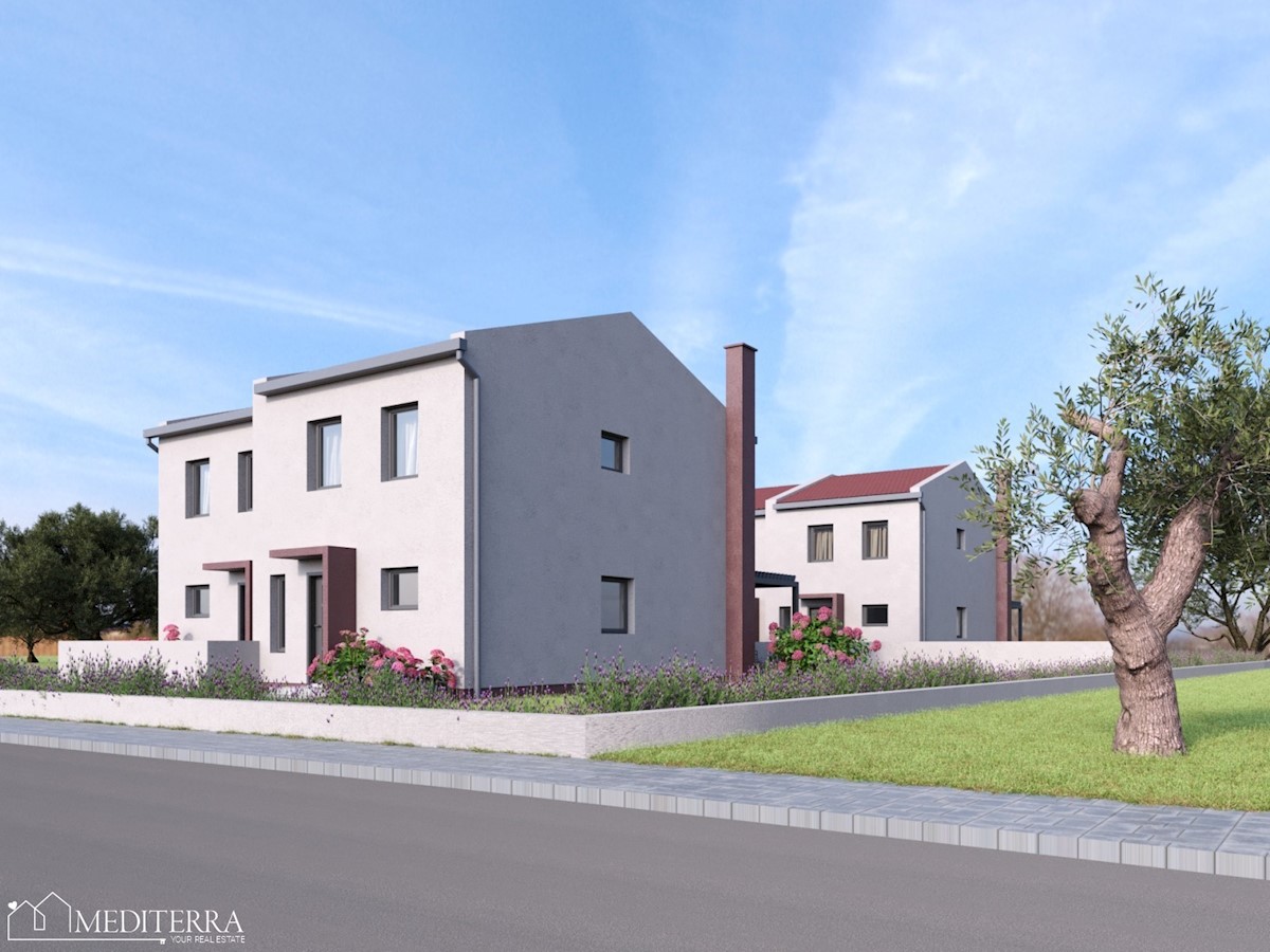 Casa di qualità con piscina, Buie, Istria