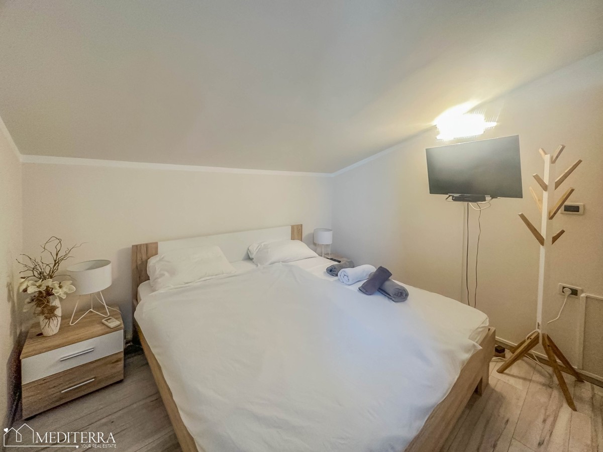 Appartamento con due camere da letto e vista mare, Cittanova, Istria