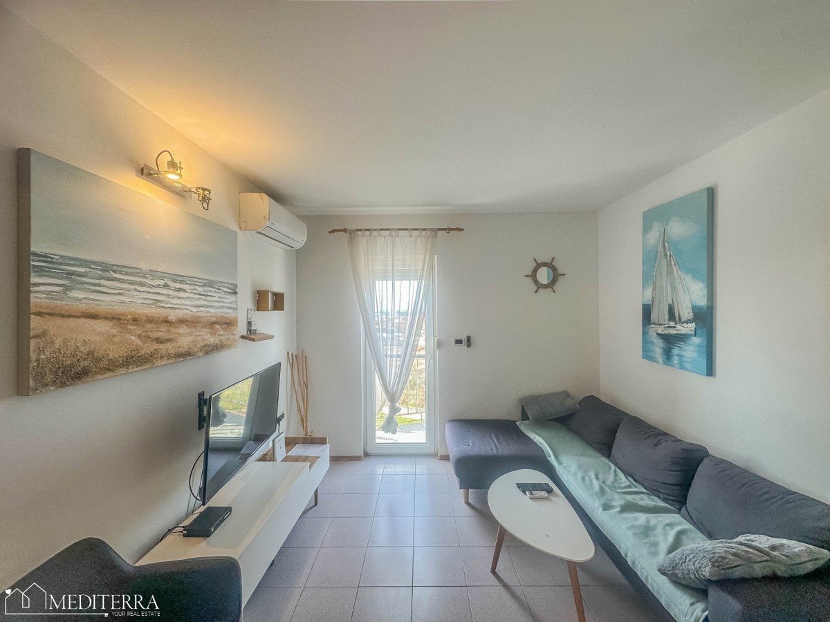 Appartamento con due camere da letto e vista mare, Cittanova, Istria