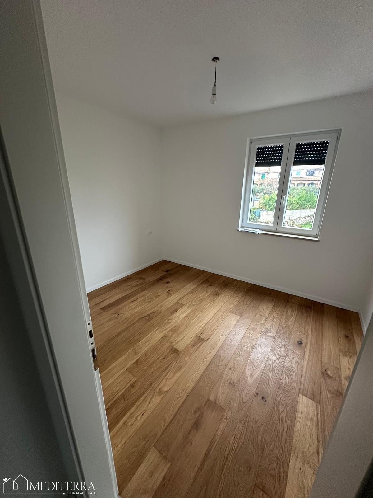 Appartamento al secondo piano di un nuovo edificio, a 500 m dal mare, Vabriga, Istria