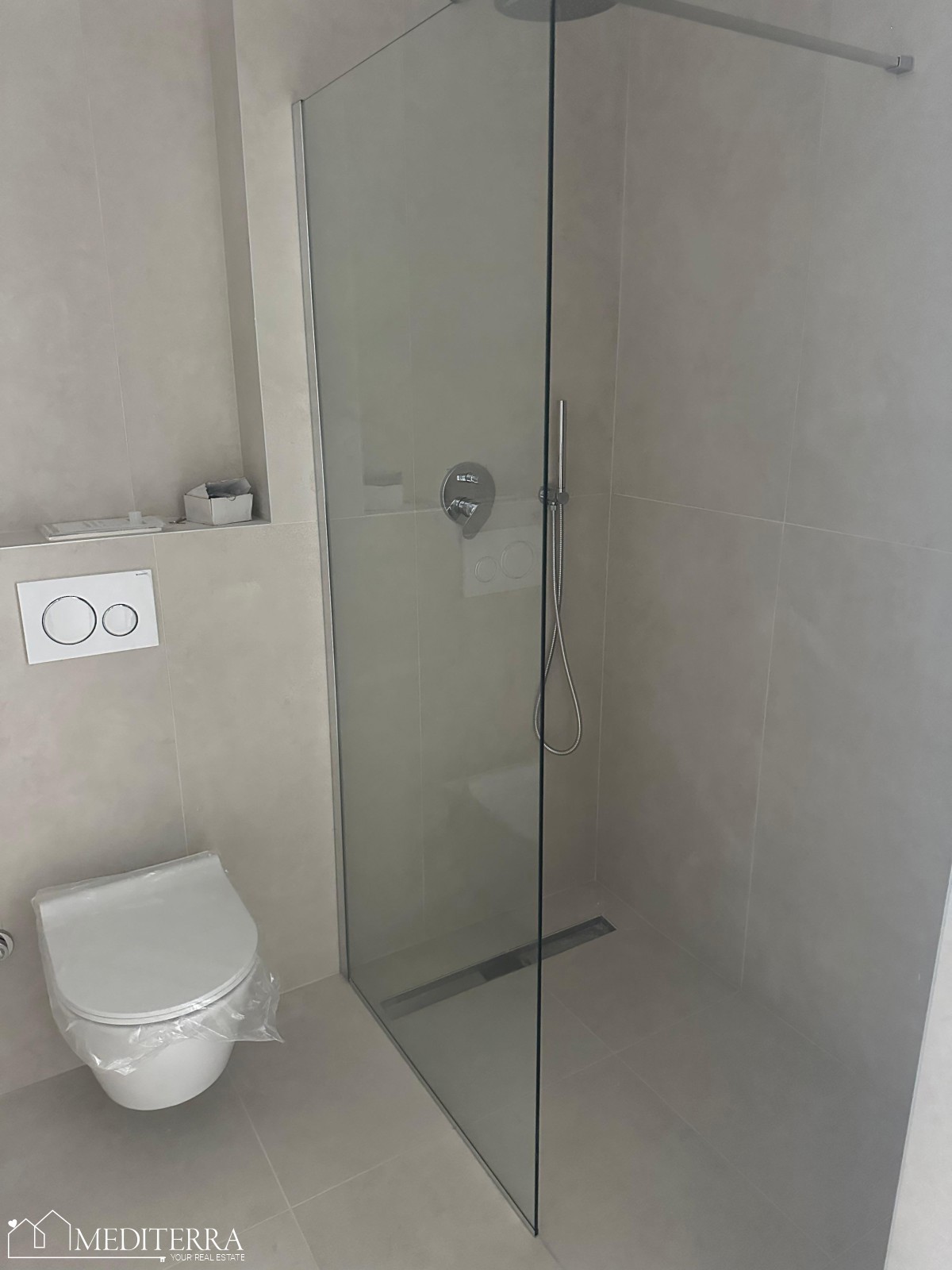 Appartamento al secondo piano di un nuovo edificio, a 800 m dal mare, Vabriga, Istria