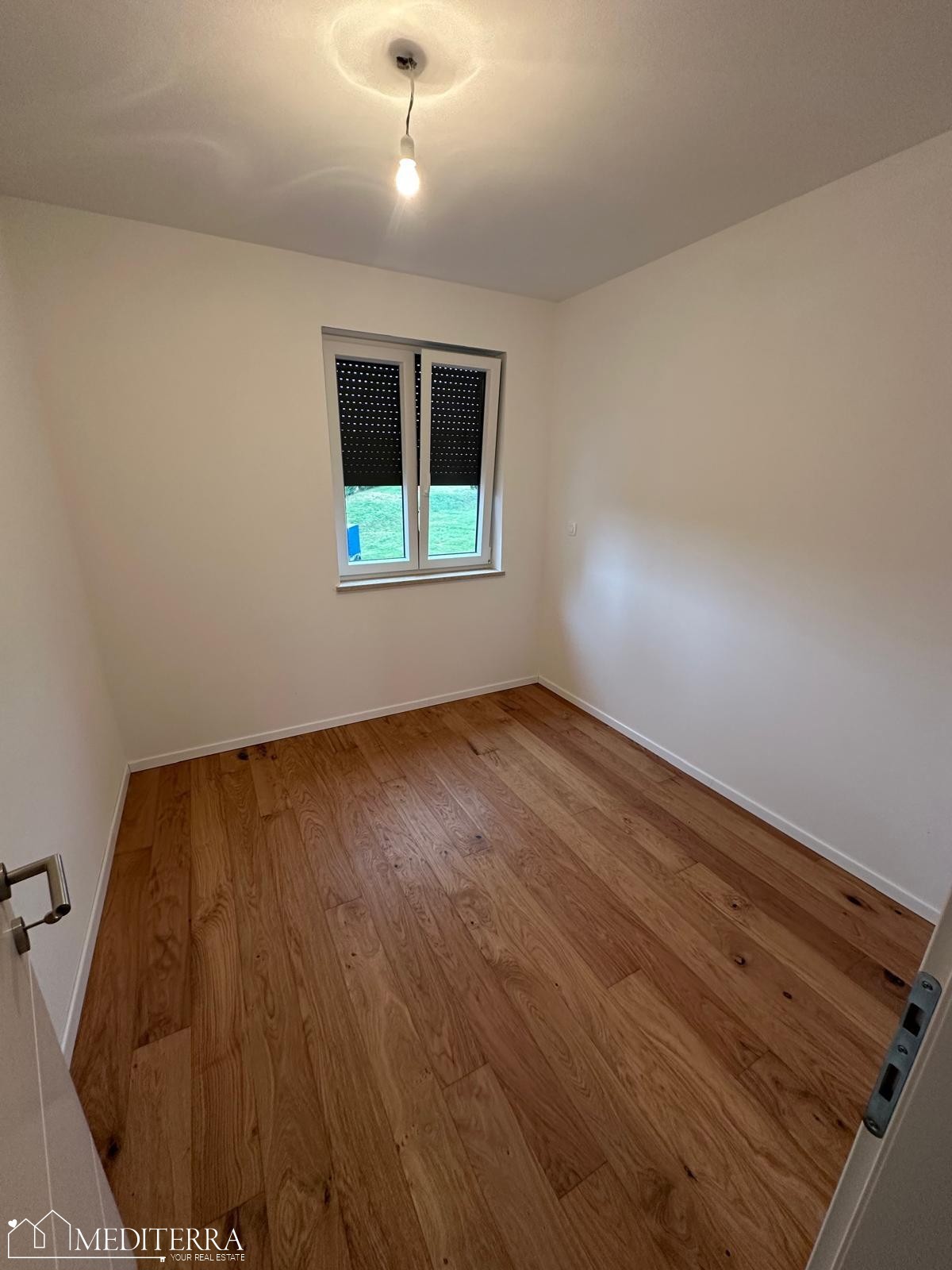 Appartamento al secondo piano di un nuovo edificio, a 500 m dal mare, Vabriga, Istria