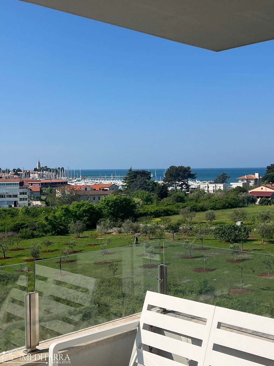 Appartamento con bellissima vista sul mare, Cittanova, Istria