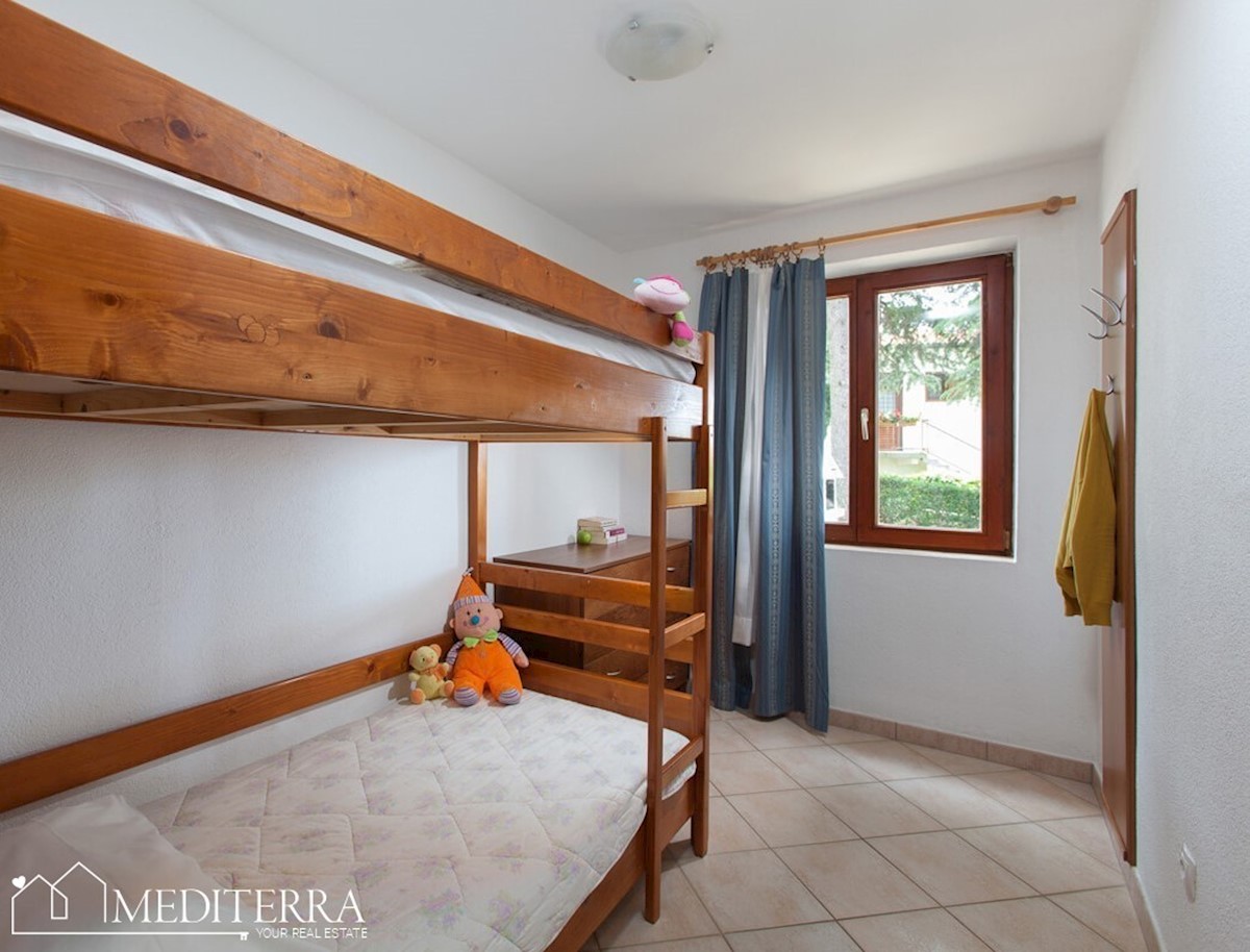 Casa a 50 metri dal mare in un'ottima posizione, Cittanova, Istria