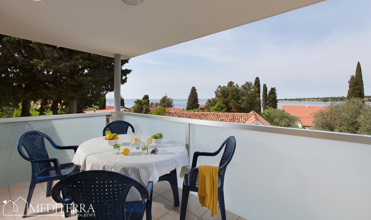 Casa a 50 metri dal mare in un'ottima posizione, Cittanova, Istria