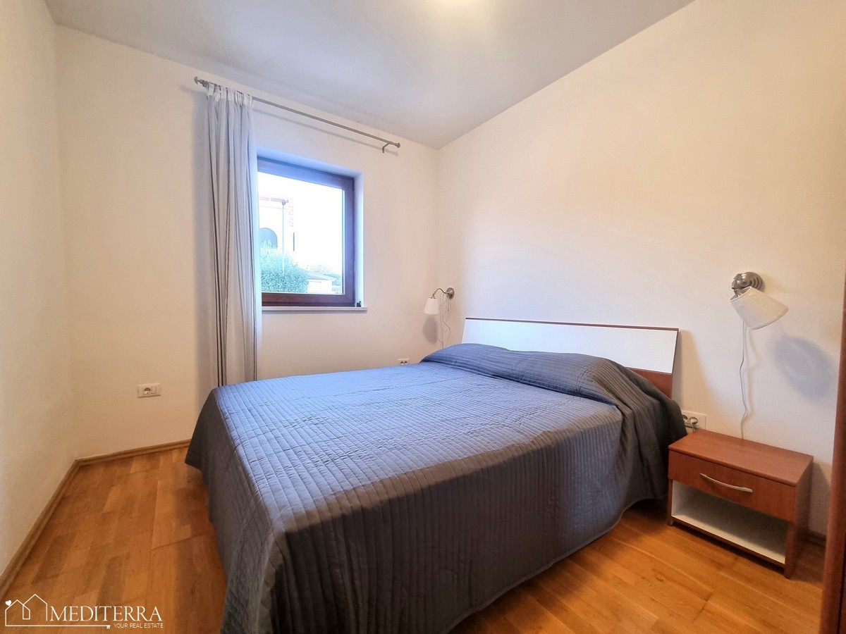 Appartamento al piano terra in ottima posizione, Novigrad, Istria