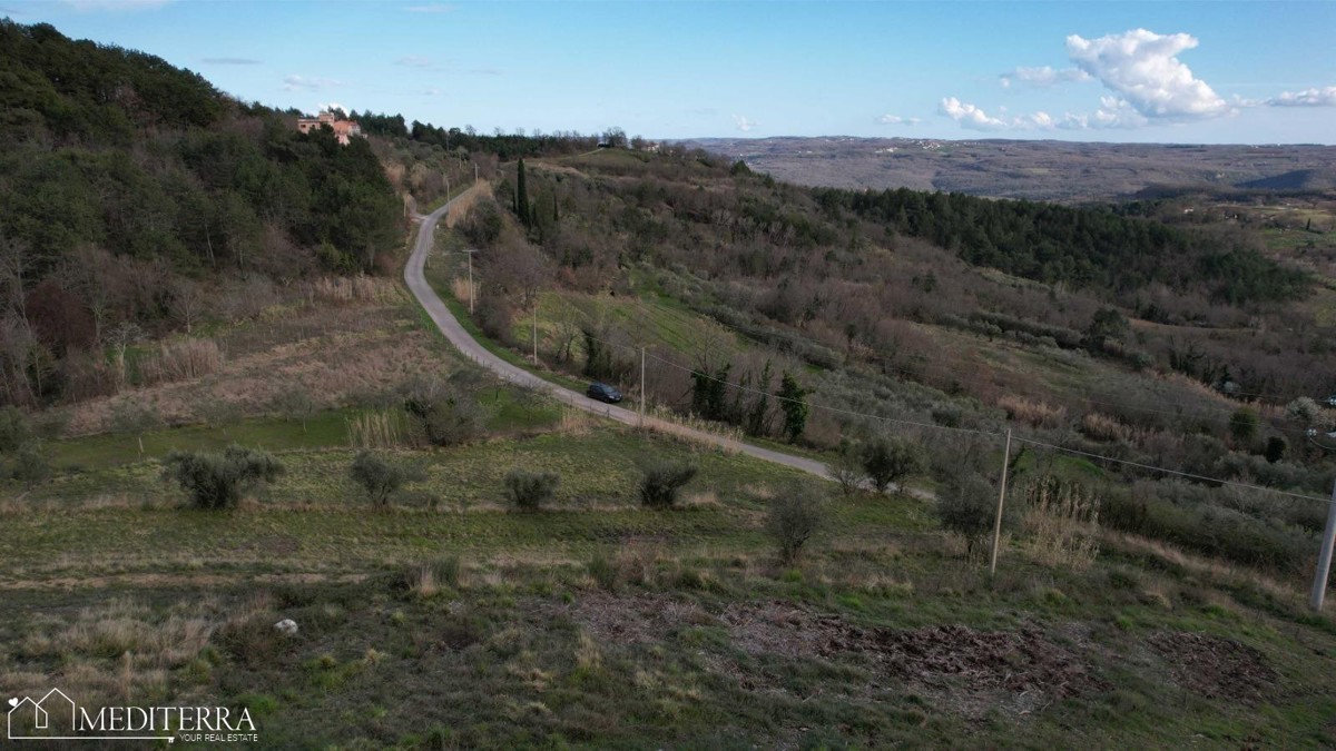 Terreno con una bellissima vista, Buie, Istria