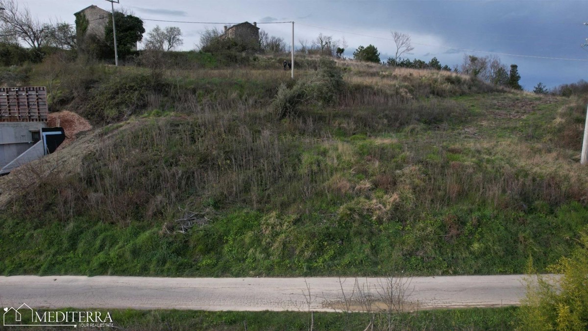 Terreno con una bellissima vista, Buie, Istria