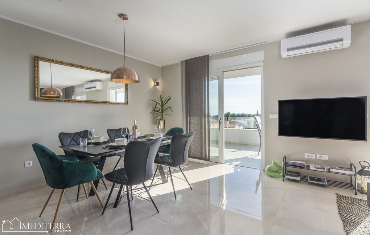 Splendido attico in ottima posizione, Novigrad, Istria