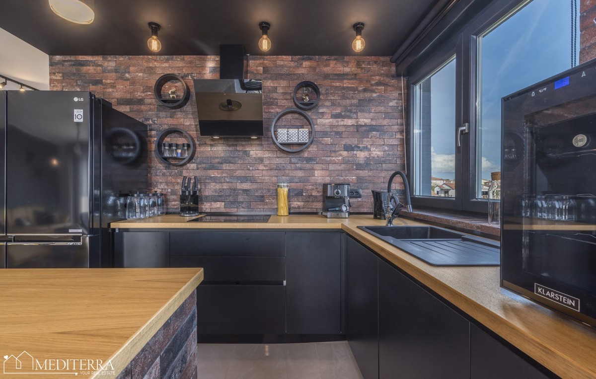 Splendido attico in ottima posizione, Novigrad, Istria