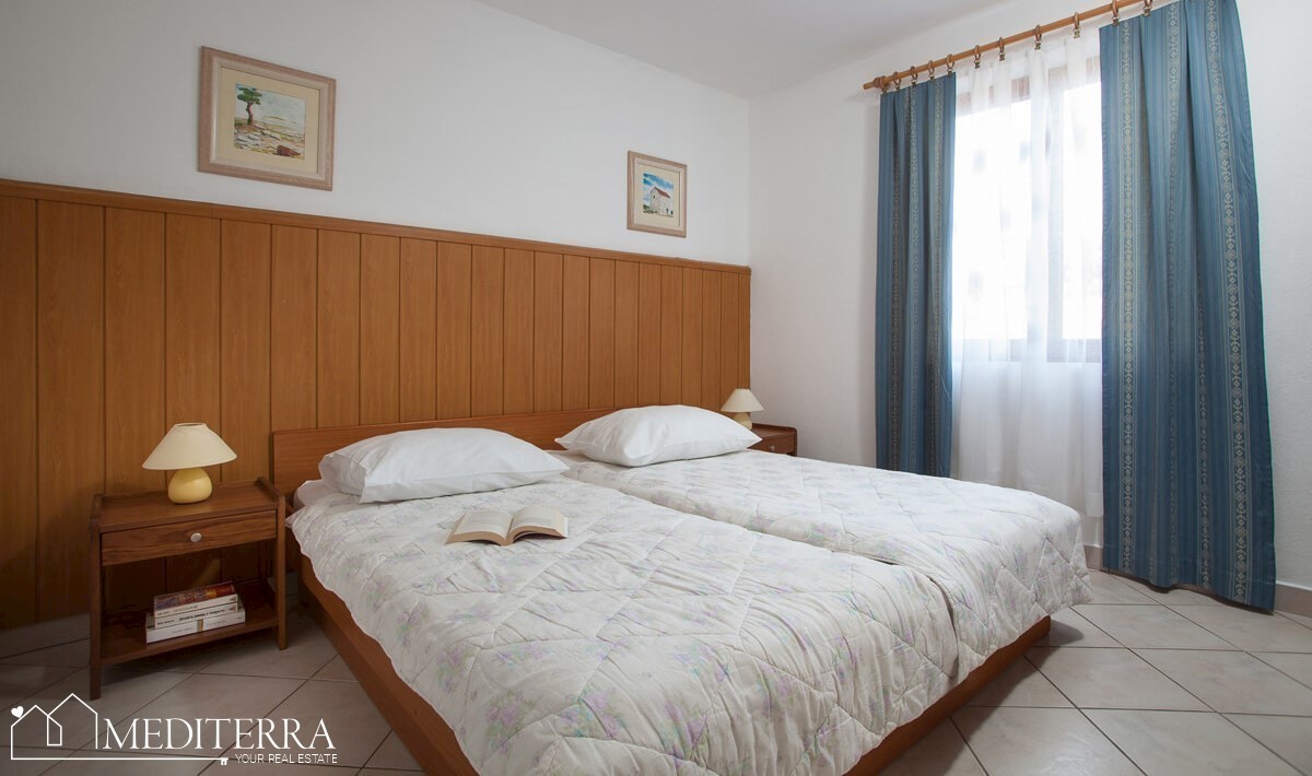 Casa a 50 metri dal mare in un'ottima posizione, Cittanova, Istria