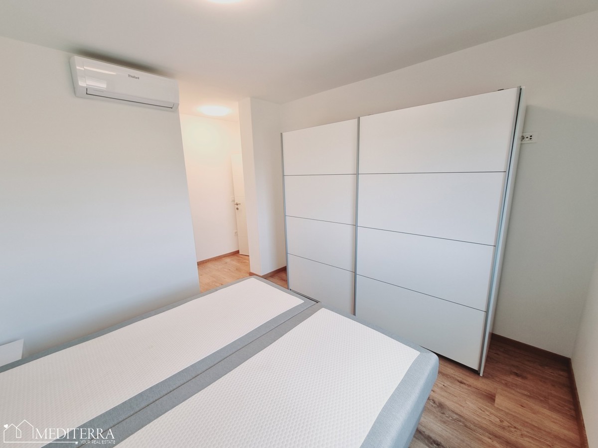 Appartamento con due camere da letto in ottima posizione, Novigrad, Istria