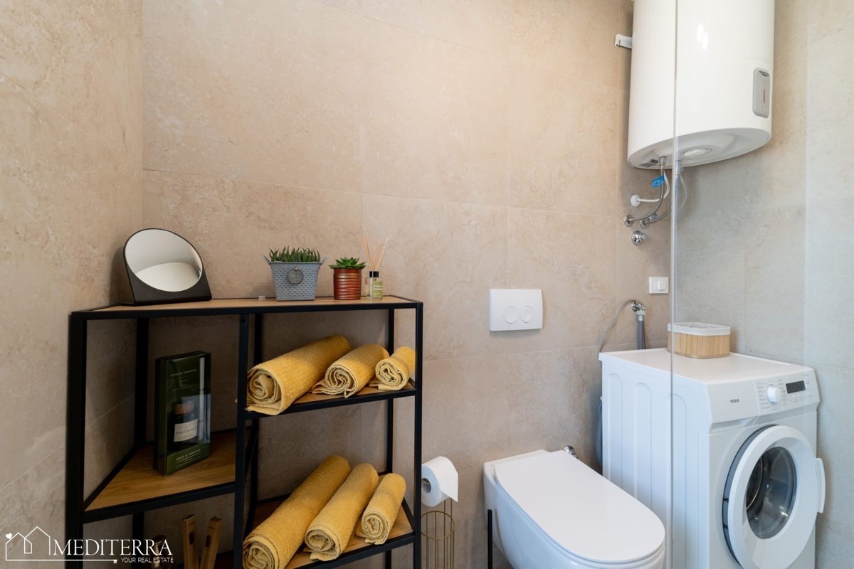 Appartamento con una camera da letto con vista mare, Cittanova, Istria