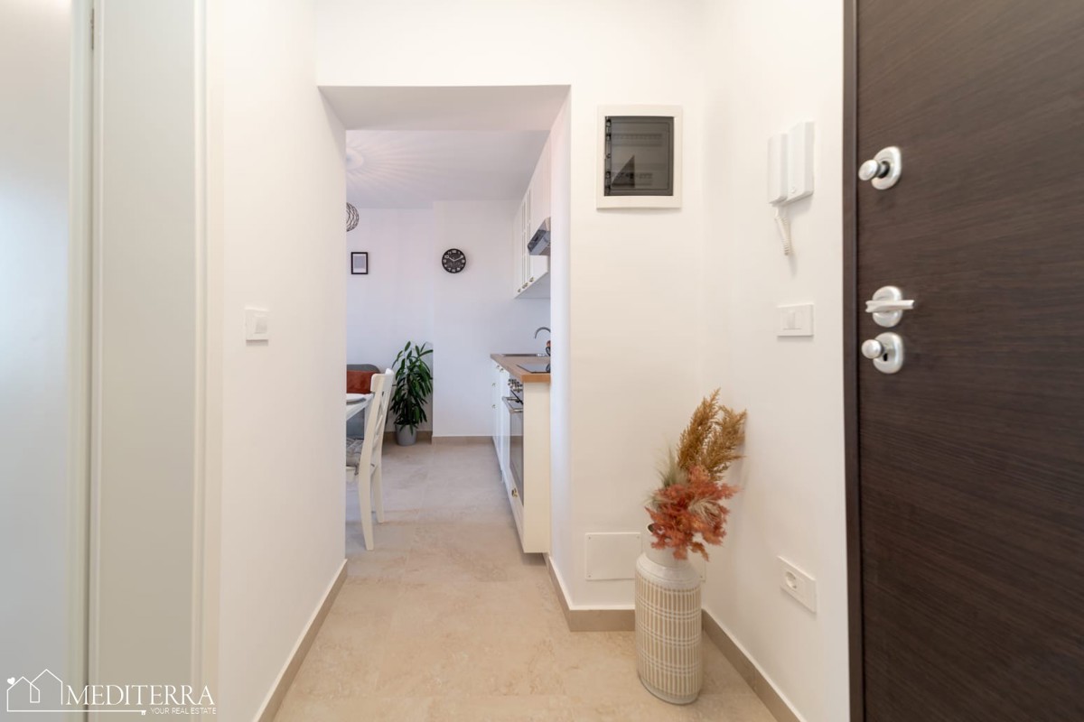 Appartamento con una camera da letto con vista mare, Cittanova, Istria