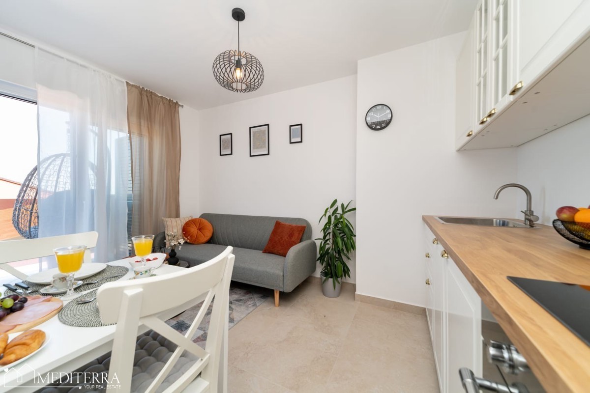 Appartamento con una camera da letto con vista mare, Cittanova, Istria