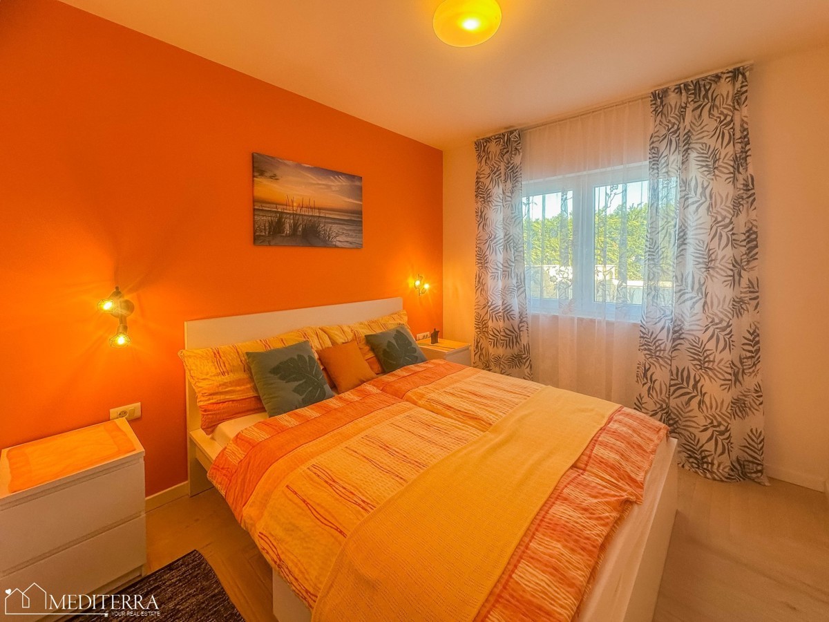 Casa a un piano con piscina a Cittanova, Istria