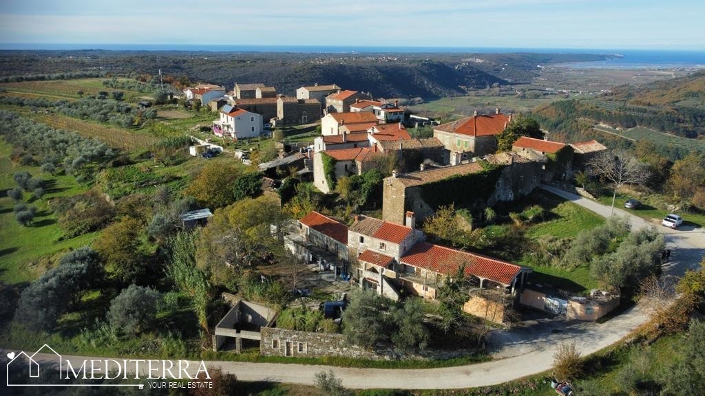 Terreno edificabile con progetto, Buie, Istria