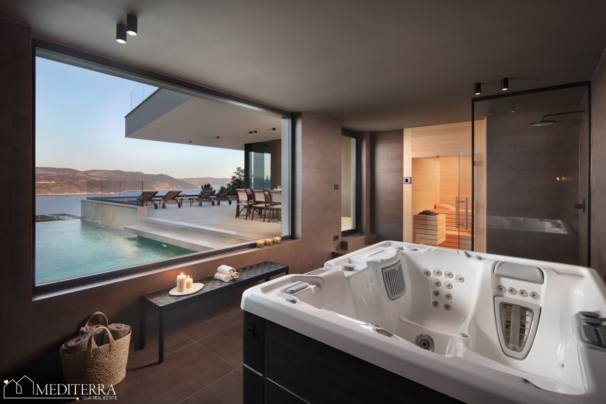 Villa con una splendida vista sul mare e sull'isola di Cherso, Plomin, Istria