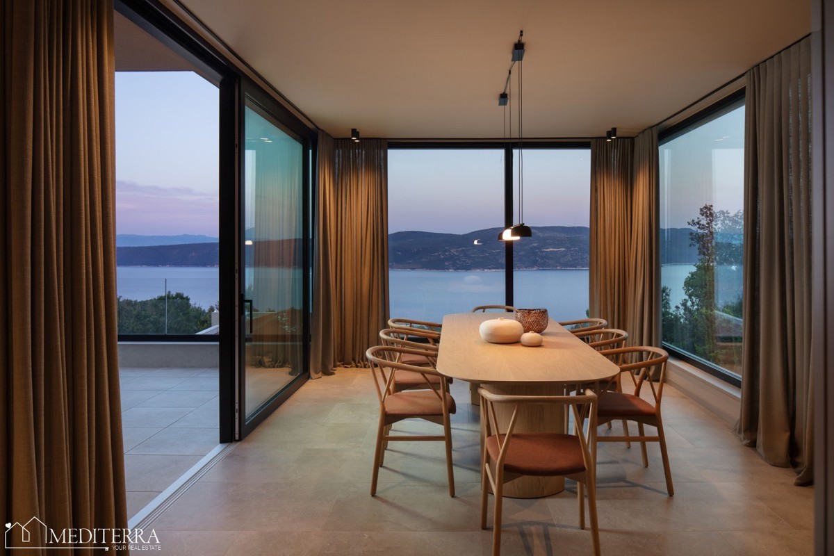 Villa con una splendida vista sul mare e sull'isola di Cherso, Plomin, Istria