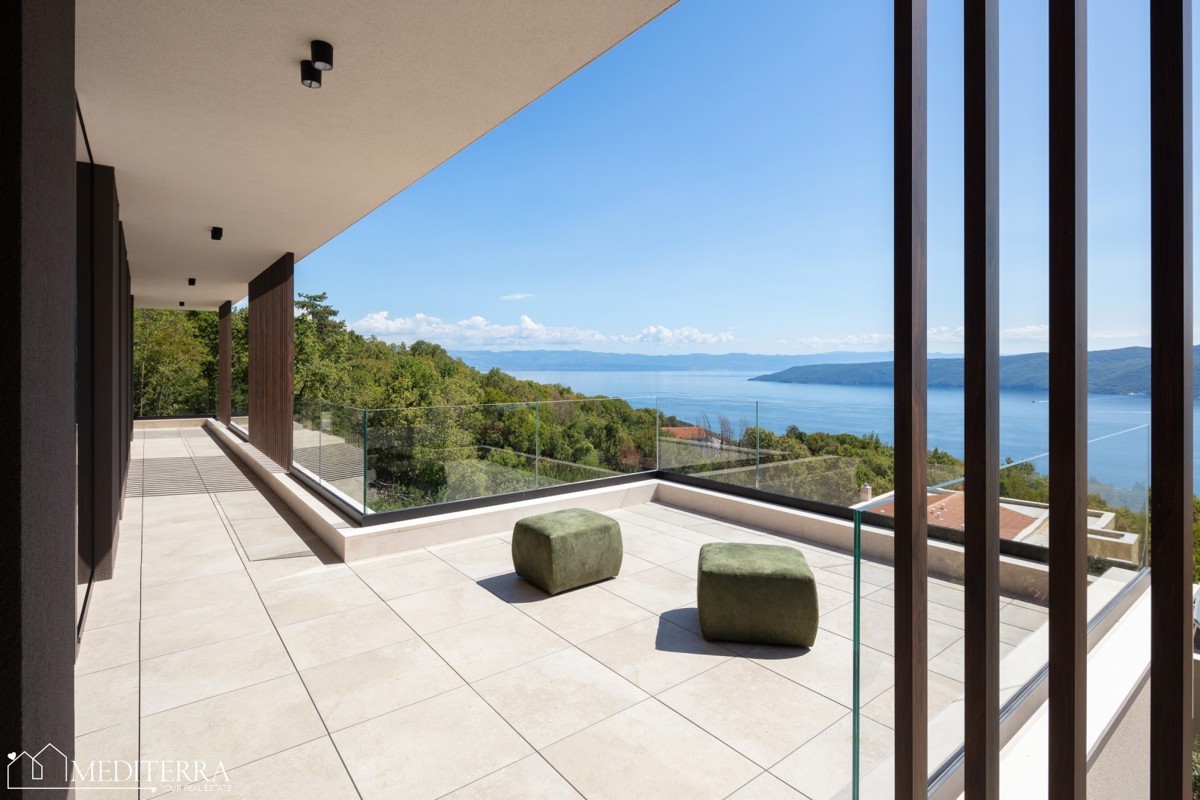 Villa con una splendida vista sul mare e sull'isola di Cherso, Plomin, Istria