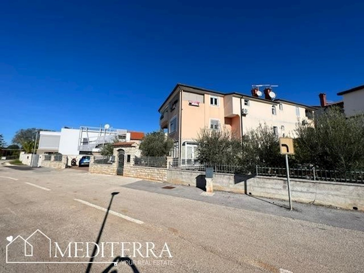 Appartamento con una camera da letto a 300 metri dalla spiaggia, Karpinjan, Cittanova, Istria