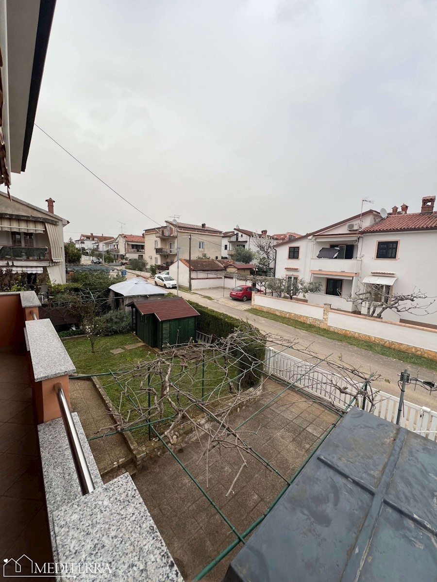 Casa in ottima posizione con vista sul mare, Cittanova, Istria