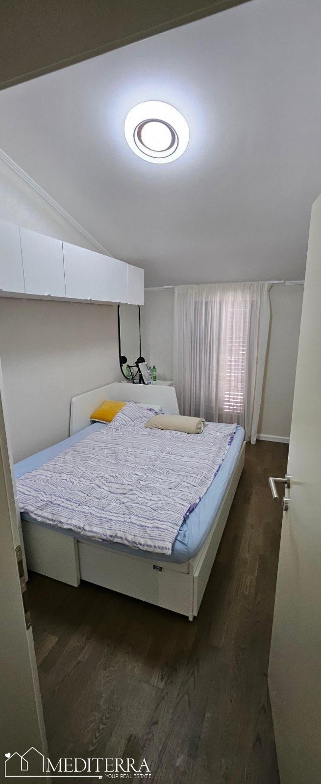 Casa a schiera in ottima posizione vicino al mare, Umago, Istria