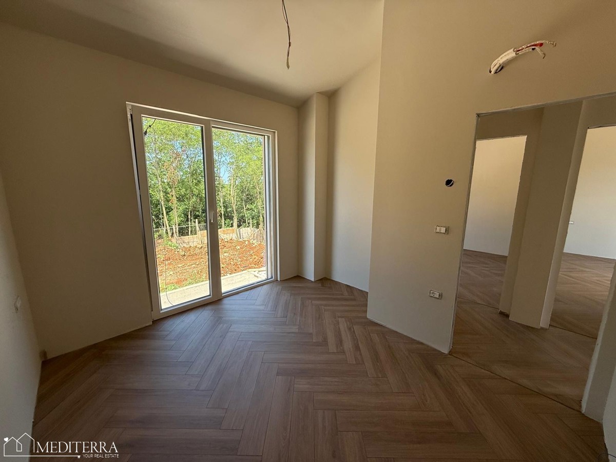 Nuovo edificio in una posizione eccezionale, Novigrad, Istria