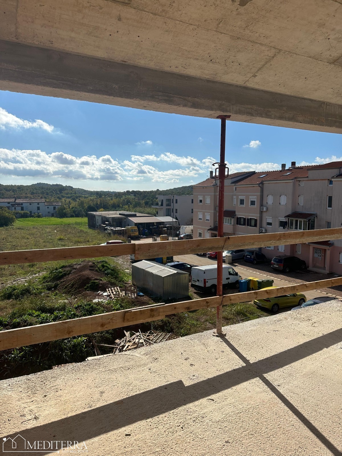 Casa a schiera con tre camere da letto e giardino privato, Parenzo, Istria