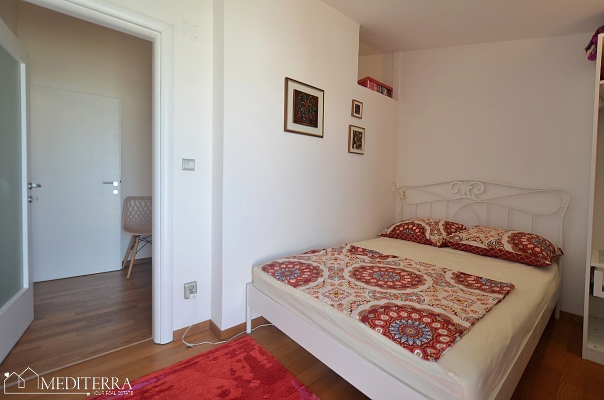 Appartamento su due piani con splendida vista mare, Cittanova, Istria