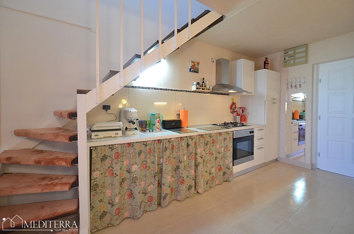 Appartamento su due piani con splendida vista mare, Cittanova, Istria